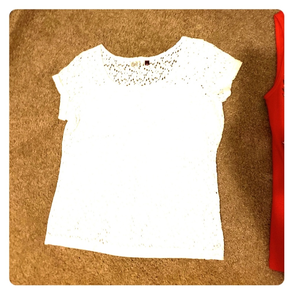 2/$15, Lace overlay short sleeve top